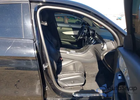 2020 Mercedes-Benz Glc 300 Coupe 4Matic z USA, uszkodzony, nr VIN W1N0J8EB5LF857852